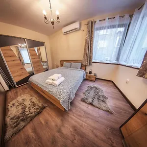  Apartment Design 1bdr In Center - Free Parking